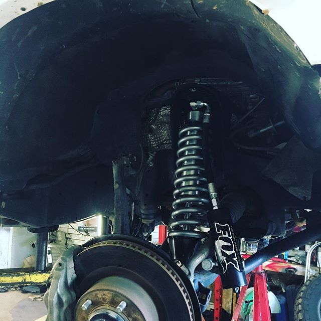 2012-Tundra-getting-a-set-of-fox-coilovers
